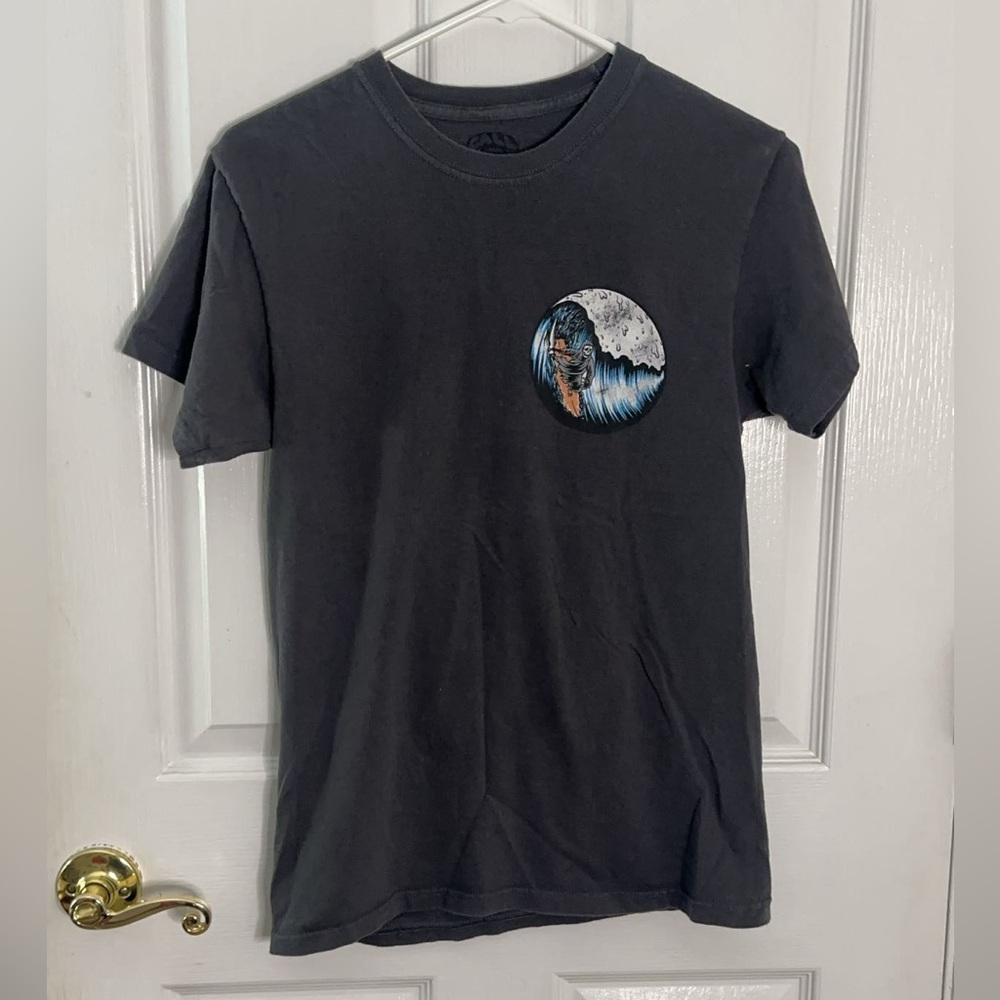 Gray t-shirt